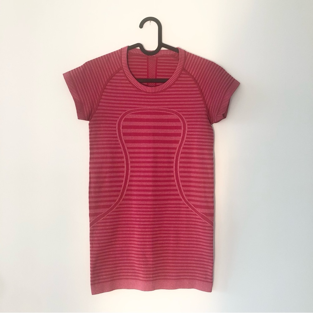 Lululemon Swiftly Tech Short Sleeve Tee Pink Stripes Size 4
